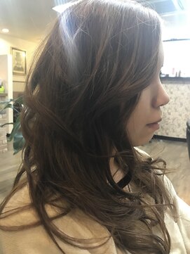 ヘアメイクライン(hair make LINE) 巻き髪スタイル