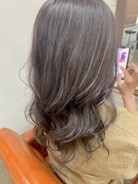 ベルクープス 天王寺店(Belle Coupes) 【BelleCoupes】megu 極細ハイライト 脱白髪染め 大人ハイライト