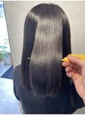 絹髪再現!美髪ストレートヘア(30代前半・くせ毛改善)