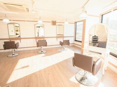 Hair Resort Garden 船橋法典店 by Toronto