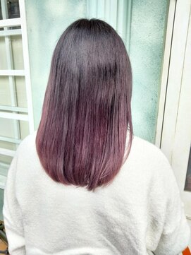 アンフィ 南町田(Anphi) グラデーションワインレッド