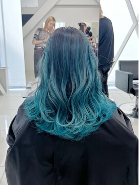 アライブ キチジョウジ(ALIVE Kichijoji) 【ALIVE吉祥寺】シアンブルーバレイヤージュカラー