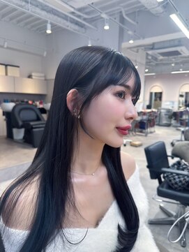 エミュ(emu) 顔まわりカット