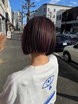 チャプター 問屋町(chapter) 切りっぱなしミニボブワインレッド髪質改善ケアブリーチ