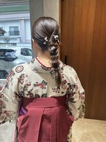 ルーブル(LOUVRE) 【Hitomi】2026.袴着付け/ヘアセット