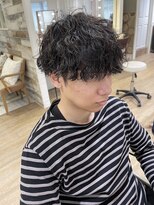 キャンバス バイ ネオリーブ 横浜西口(Canvas by neo.)&nbsp;波巻きツイストスパイラルパーマツーブロック刈り上げマッシュ