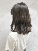 ふんわり外ハネミディアム×暗髪カラー【表参道青山原宿】
