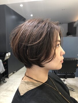 ヒュッゲ ヘアーワークス(hygge hair works) ショートボブ