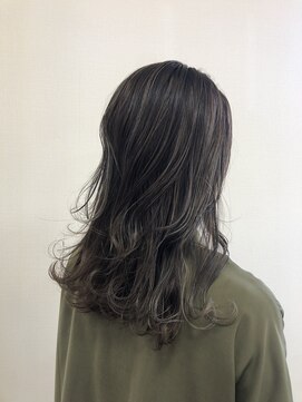 ハンズクラン(HANDS CLAN) 細めの3Dハイライトカラー