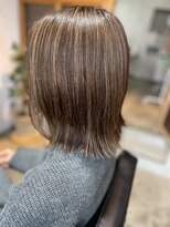 ウル ヘア アンド ライフ(ulu HAIR&LIFE) ハイライト　切りっぱなしボブ