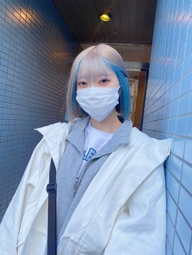 フラム 渋谷(flamme) ホワイトベージュ*水色