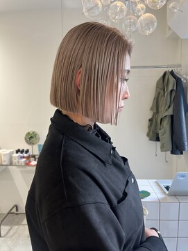 シイ(SIE) ミルクティーボブ