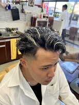 ヘアサロンナンバーワンクラブ上和田本店&nbsp;ツイスパ×ホワイトメッシュ