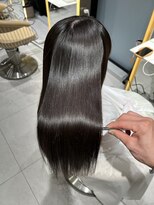 ロンドメリア 天神大名店(Lond Melia) ★グレージュカラー斜めバングデザインカラーシルキー ベージュ