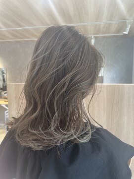 ヘアーメイク スリー(Hair Make 3) ハイライト