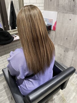 ディベック(Dvec) ベージュハイライトカラー☆