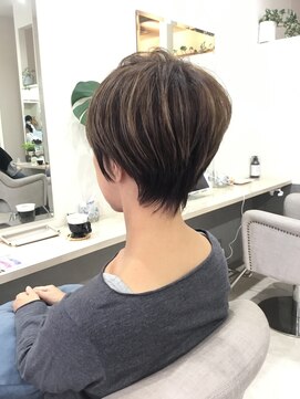 リンク(LINK) 50代白髪ぼかしショート