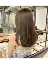 フォト 新宿三丁目(foto)&nbsp;大人ガーリー/似合わせカット/ミディアムレイヤーカット/富山