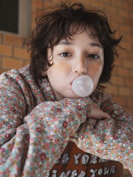 バイブ(Vibe)の写真/きめ細かな技術でなりたいを叶える。定番のシンプルなショートからデザインの効いたショートカットまで。