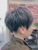 ワンバイワン(ONE BY ONE)&nbsp;女性の刈り上げショート