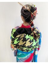 ニド(2do)&nbsp;成人式ハイポニーアレンジ