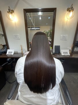 ムーブ(Moob) 毛髪を補修してまとまり感のある潤い美髪へ【別府】