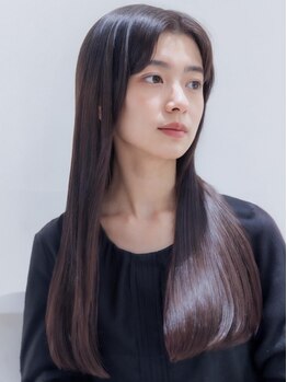 マーレン(MaRlen)の写真/【天満橋/髪質改善/縮毛矯正】髪や頭皮に優しい薬剤使用◎ダメージレスに白髪染めでもオシャレを楽しめる♪