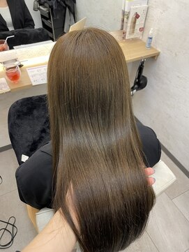 エクラートリアーラ 藤沢店(ECLART Reala) オリーブベージュ