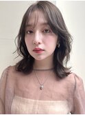 透明感グレージュ ニュアンスパーマ 外ハネワンカールミディアム