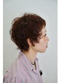 くせ毛を活かした、ショートウルフ