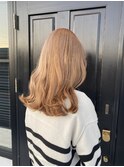 くすみベージュカラー