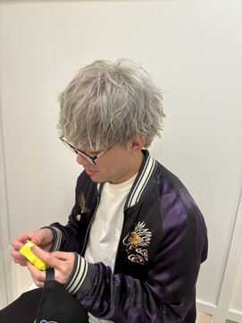 エレノア 立川北口(Eleanor) メンズハイトーン/ホワイトベージュ/ブリーチ