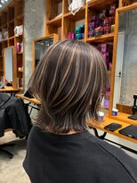 アルトル 池袋2nd(altru)&nbsp;◇大人40代50代60代ショートボブ丸みショート白髪ぼかし