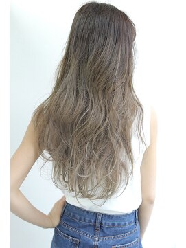 ラエティス(Laetus) Wカラー/シルバーグレージュ/グラデーションカラー/３Ｄカラー