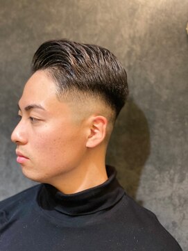 プレミアムバーバー 原宿店(PREMIUM BARBER produce by HIRO GINZA) スキンフェード×七三