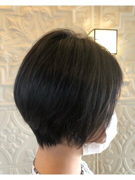 ケストラ(KESTRA) 大人ショートボブ