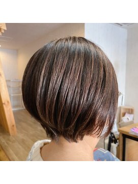 アライアオーロ(Alaiaolo) 大人素敵ボブ