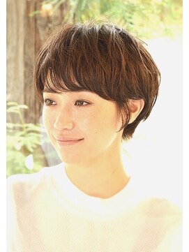 ハウスアンドヘアーワークス(House&Hair works) 前髪長め大人小顔ショート30代40代50代　藤沢
