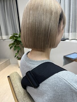 ウェルク(welc) 黒髪グレーベージュレイヤーロング前髪パーマアッシュブラック