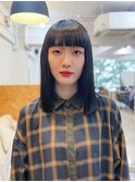 切りっぱなしブラントミディ×ワイドバング黒髪就活カラー