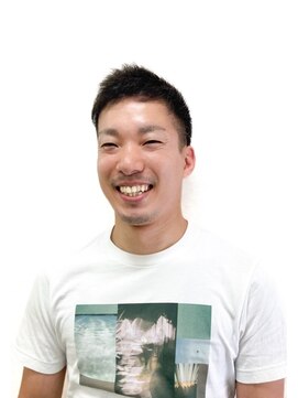 黄ぐまくん美容室 メンズ　ベリーショート