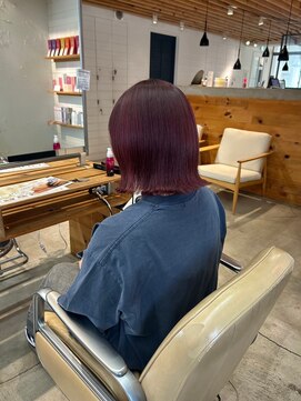 メロウマン(mellowman) [立川/mellowman]ぱっつんボブ/レッドカラー