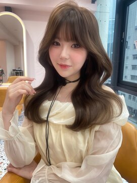 ボタン シブヤ(VOTAN SHIBUYA) ベージュ/韓国ヘア/渋谷/レイヤー/顔まわり/前髪