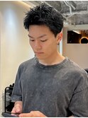 スパイキーショート×黒髪カラー