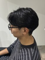 ヒュイル バイ ニアウ(Hwyl by Niau)&nbsp;センターパートメンズカットパーマニュアンスパーマスパイラル