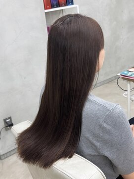 レヴィア(REVIA) 髪質改善トリートメント前髪カットレイヤーカット