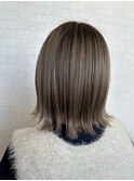 大人かわいい外はねボブ