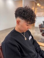 サロン(SALON)&nbsp;スペインカール