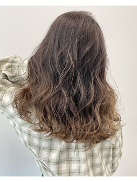 シエスタ バイ アンブルリュクス(siesta by amble luxe) グラデーションハイライトカラー