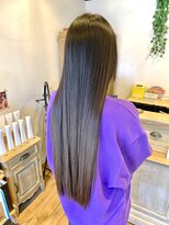 ムク(Muku)&nbsp;毛先パツっとロングスタイル☆ツヤサラ水素トリートメント